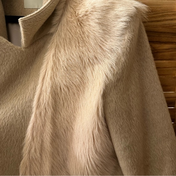 MICHELLE MASON Goat Fur Coat in Sand size XS - Picture 7 of 8